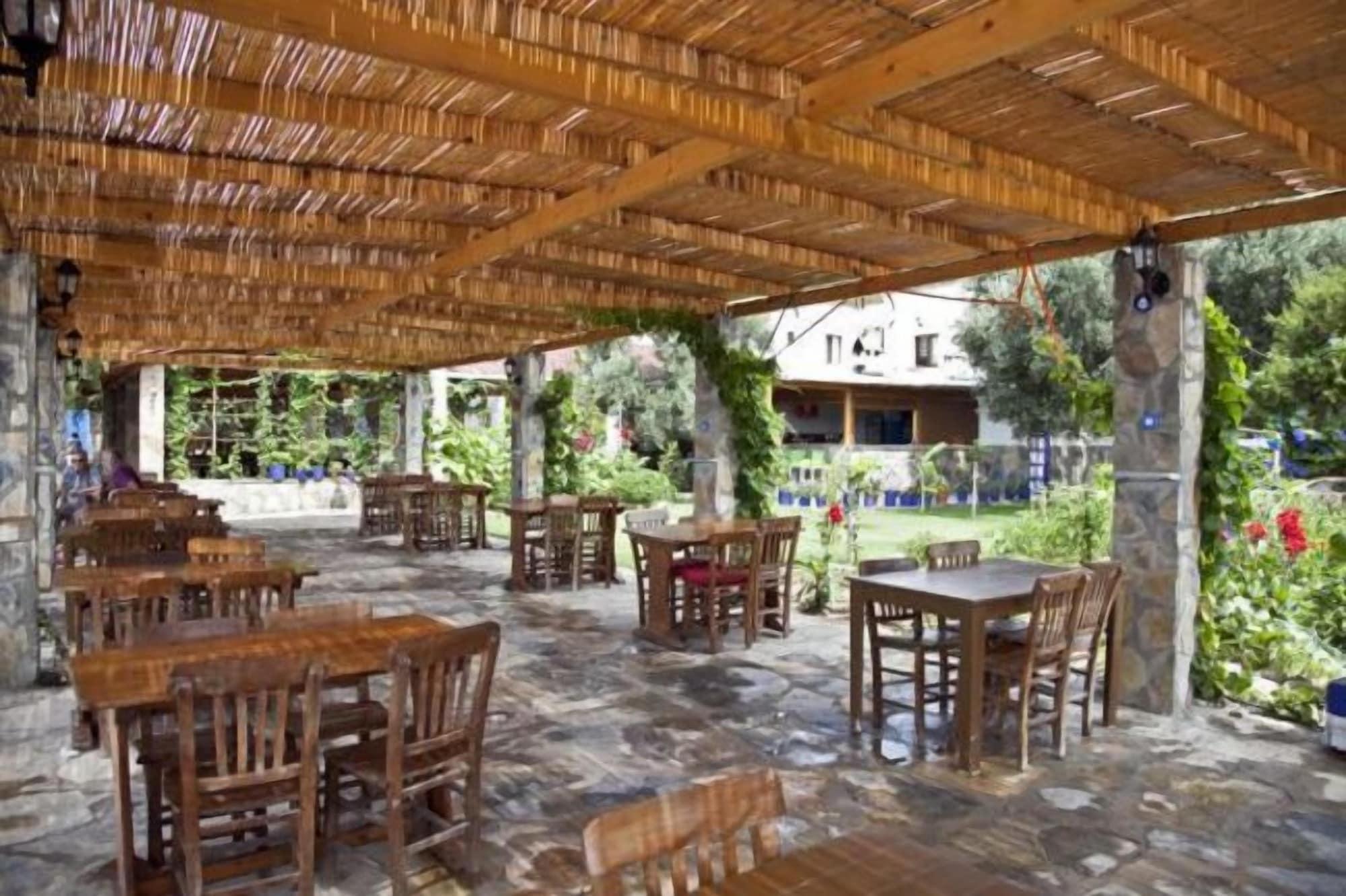 Sahin Motel & Restaurant Ялычифтлик Экстерьер фото